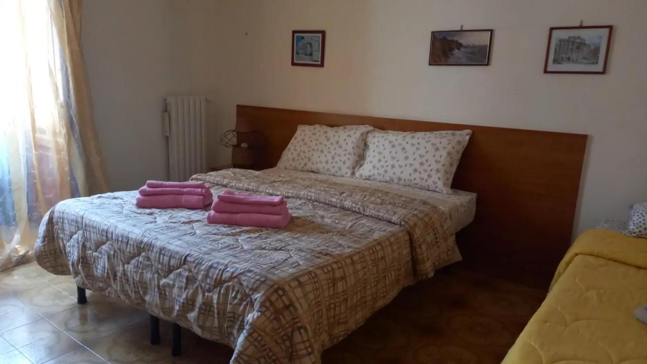 L'oro Di A Conduzione Familiare Vico San Pellegrino A San Paolo 24 Bed & Breakfast Naples